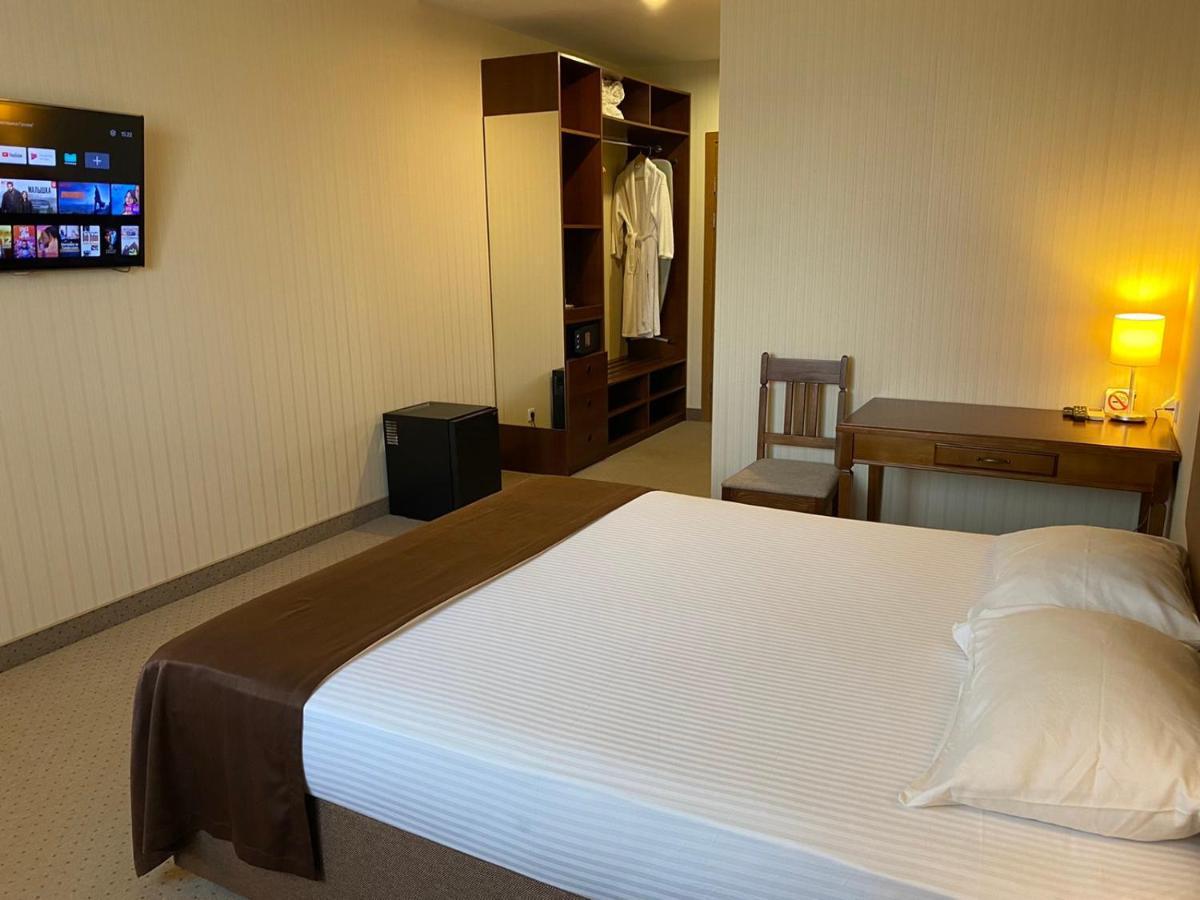 Hotel 7Ya Krasnosilske Esterno foto