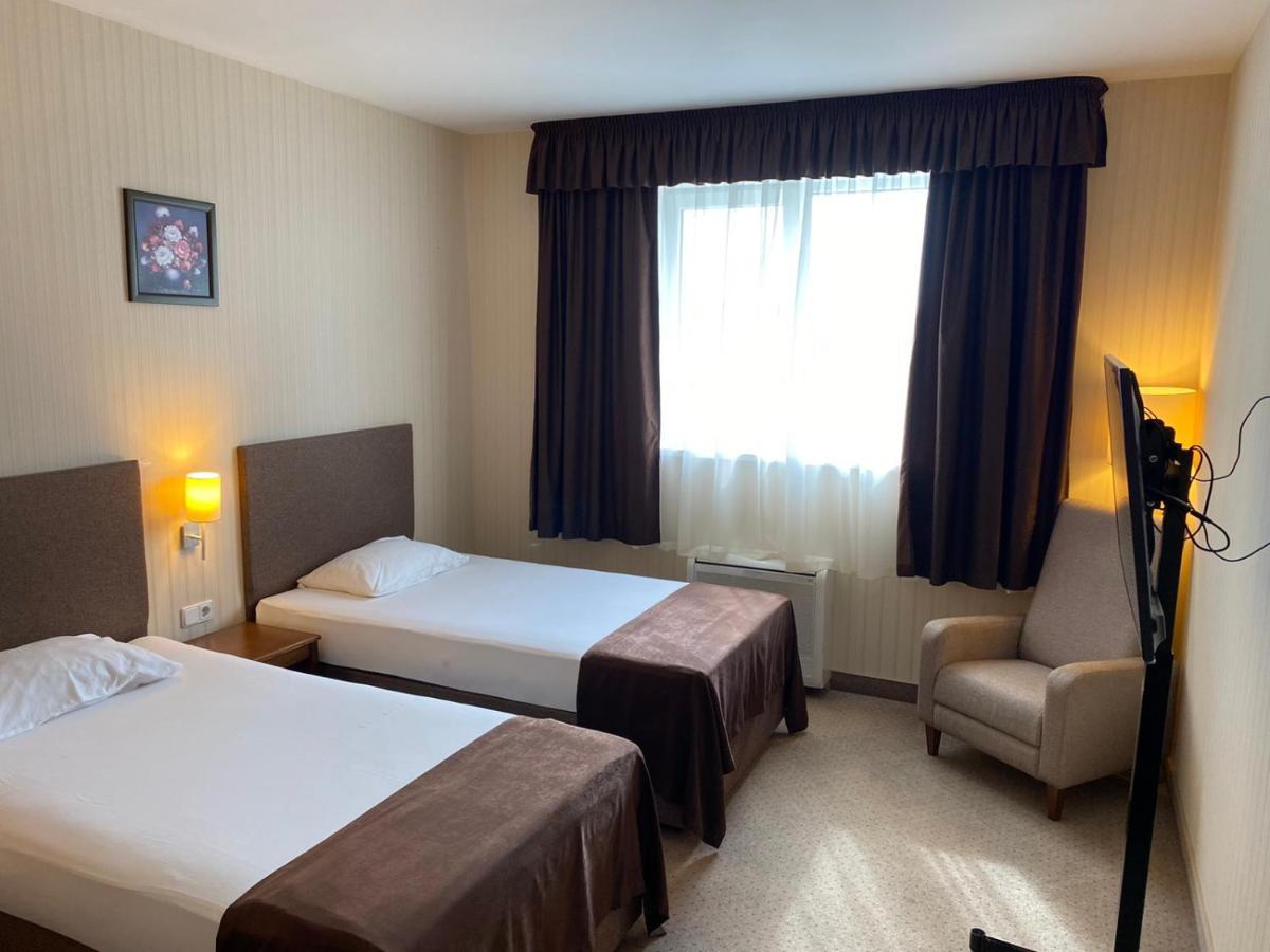Hotel 7Ya Krasnosilske Esterno foto