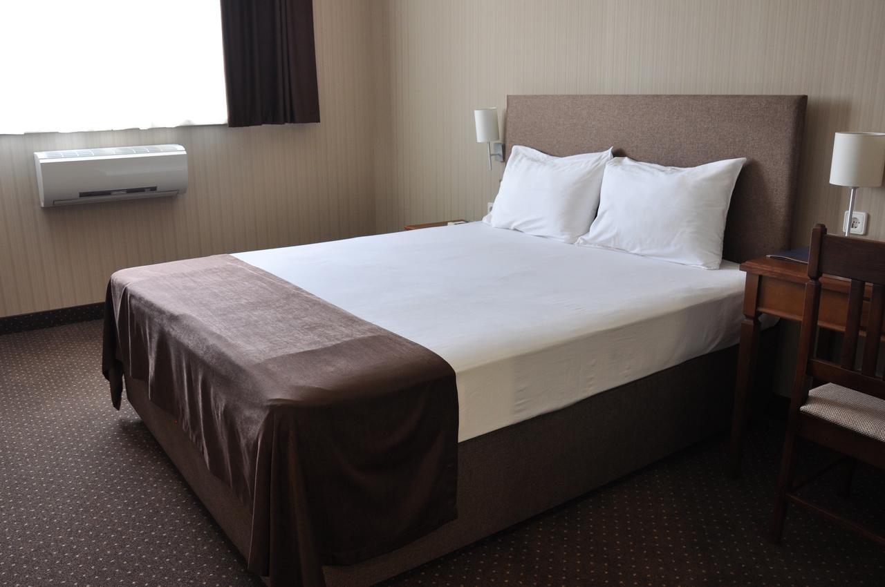 Hotel 7Ya Krasnosilske Esterno foto